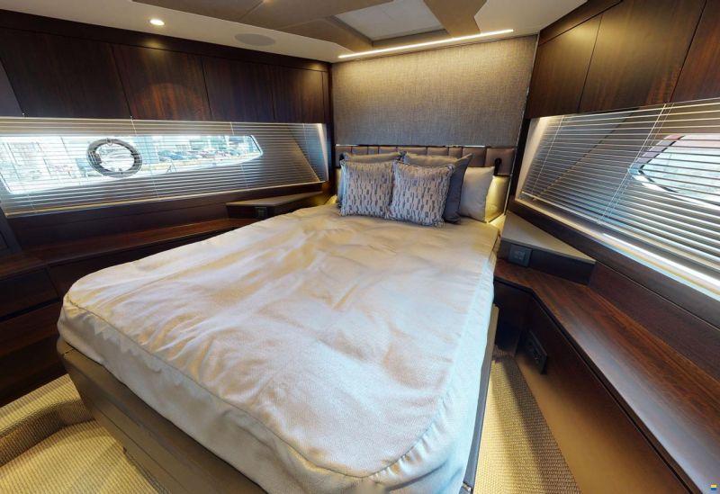 Sunseeker Manhattan 68
