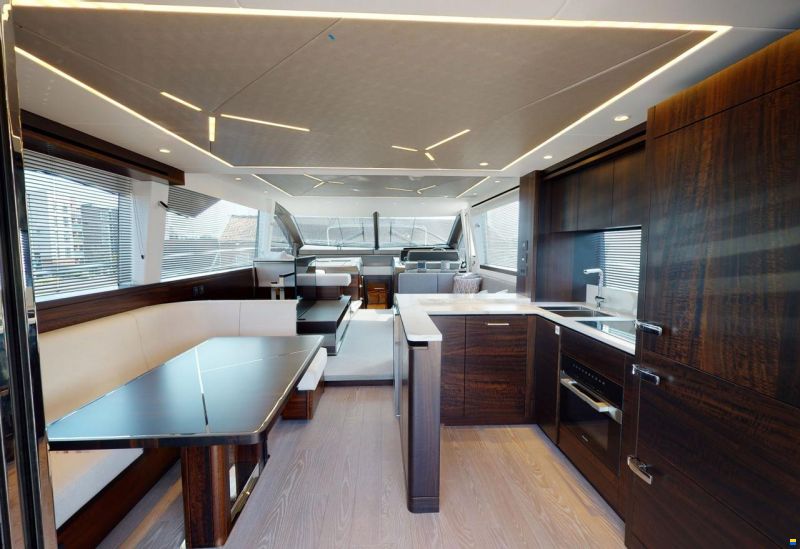 Sunseeker Manhattan 68