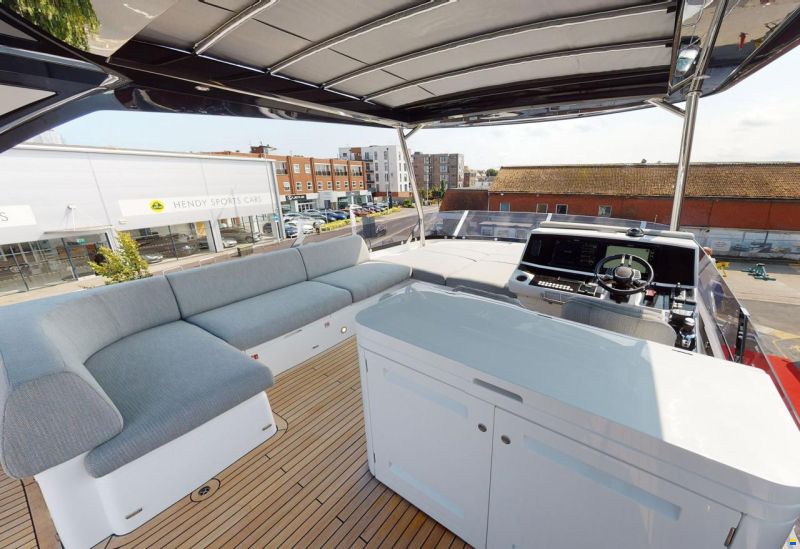 Sunseeker Manhattan 68