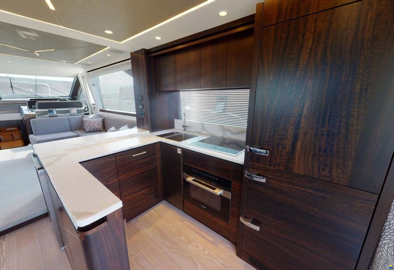 Sunseeker Manhattan 68