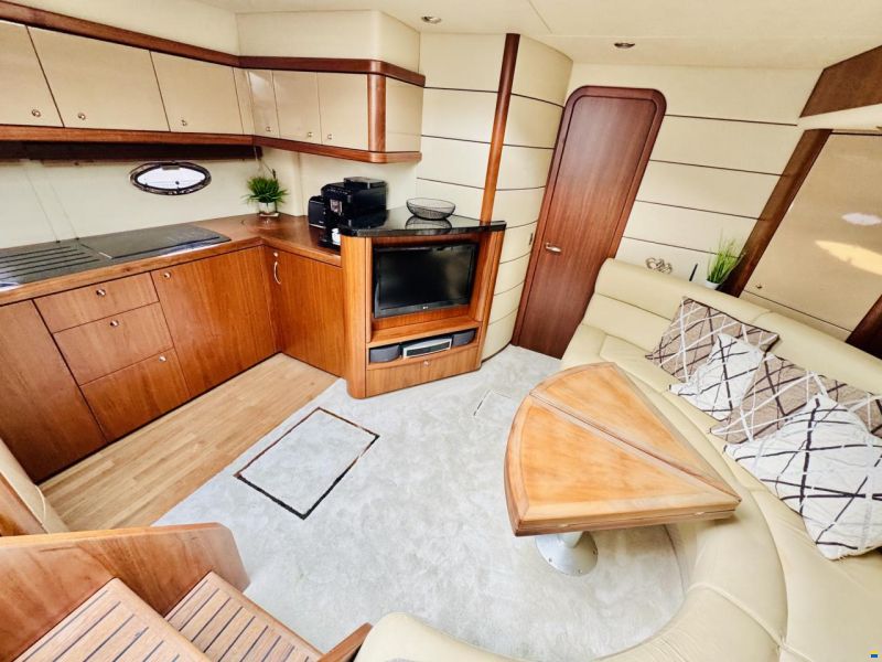 Sunseeker Portofino 47