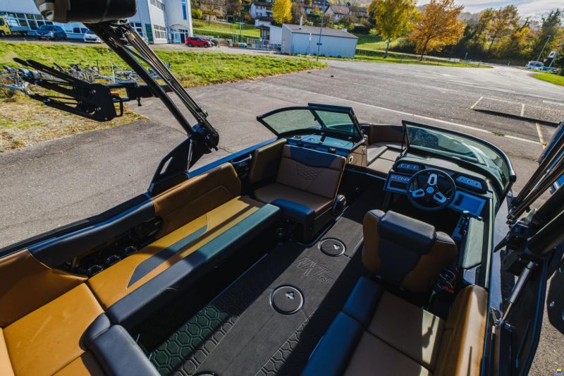 MasterCraft NXT23 | 2026 | black