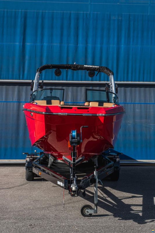 MasterCraft X22 | 2022 | red-int.beige