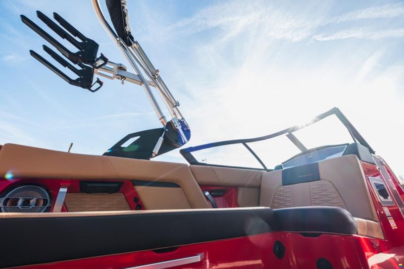 MasterCraft X22 | 2022 | red-int.beige