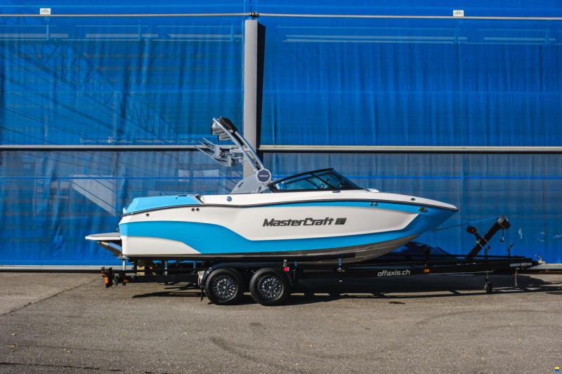 MasterCraft XT20 | 2023 | White & Blue
