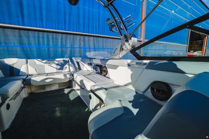 MasterCraft XT24 | 2023 | wht-turquoise