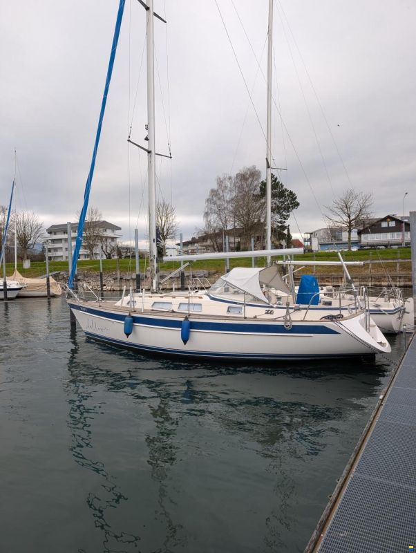 Hallberg-Rassy HR34