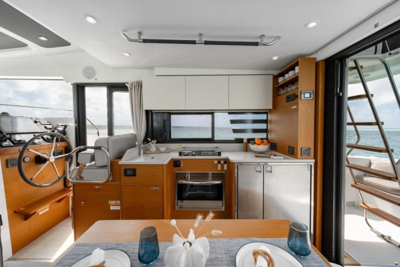 Beneteau Swift Trawler 37 Fly, 2027 NEW BOAT