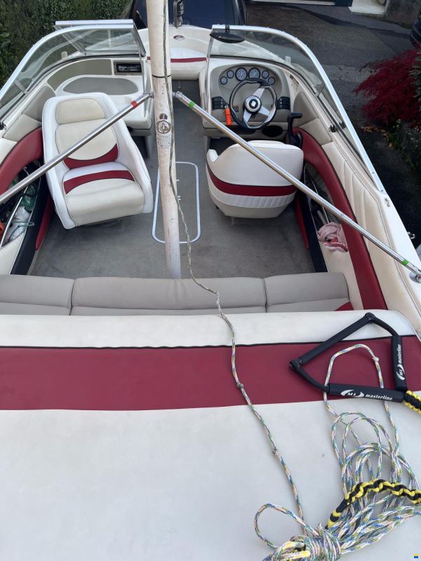 Bayliner CAPRI 2025 SS