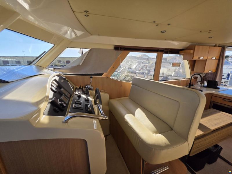Greenline 33 Hybrid