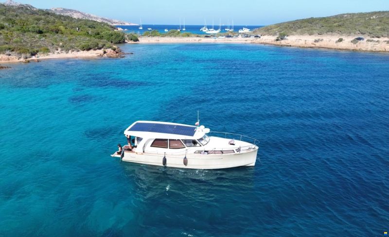 Greenline 33 Hybrid