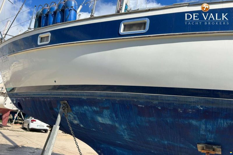 Hallberg-Rassy 352