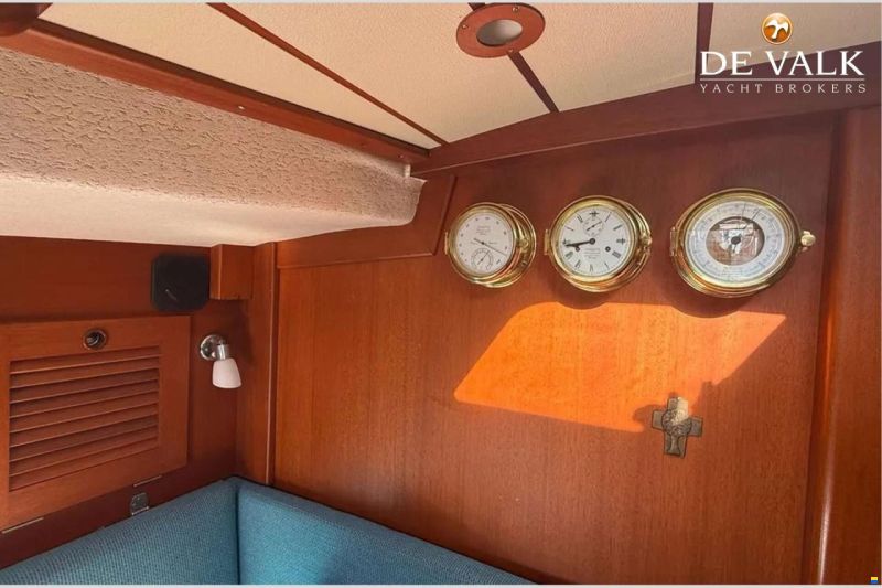 Hallberg-Rassy 352