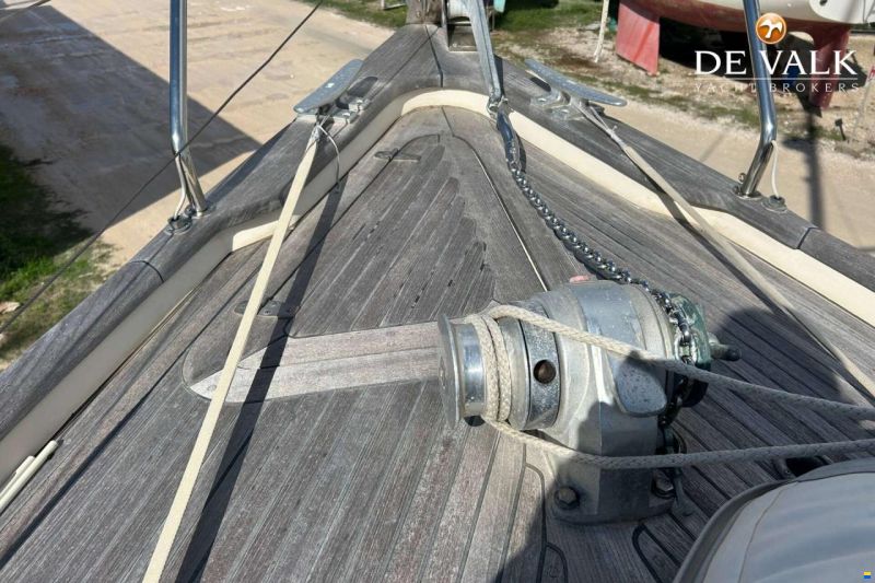 Hallberg-Rassy 352