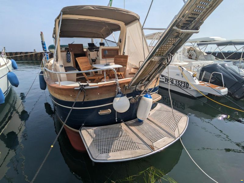 Apreamare Smeraldo 9 Semicabinato