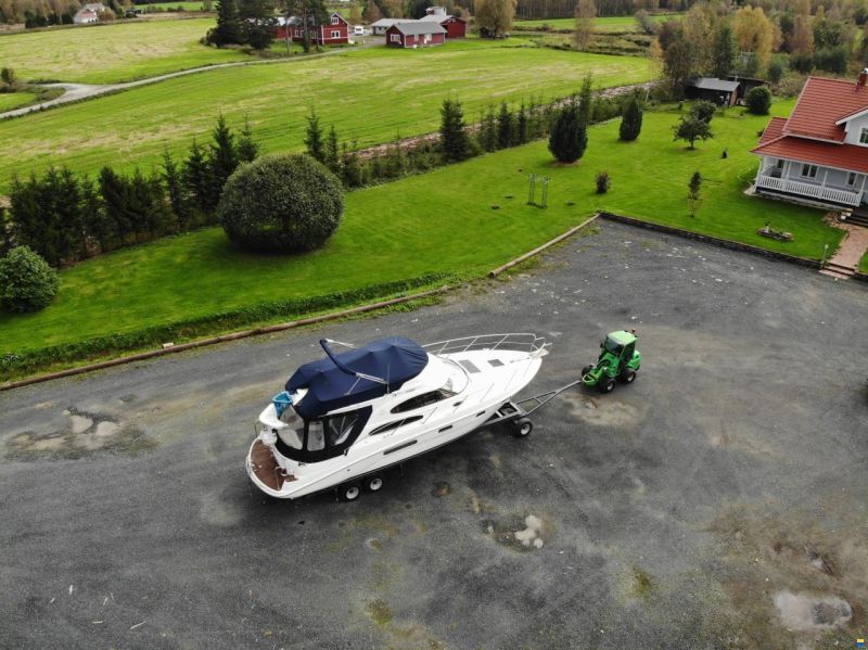 Sealine F 37