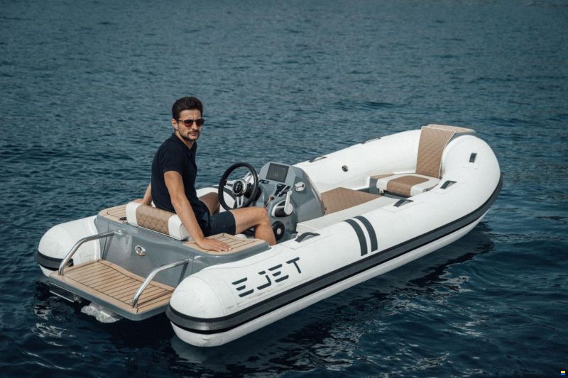 EJET 4X