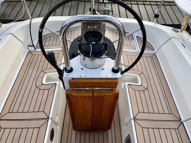 Beneteau Oceanis 350
