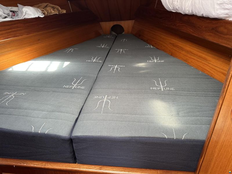Beneteau Oceanis 350