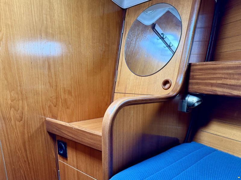 Beneteau Oceanis 350