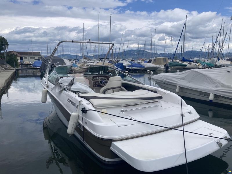 Four winns horizon 240