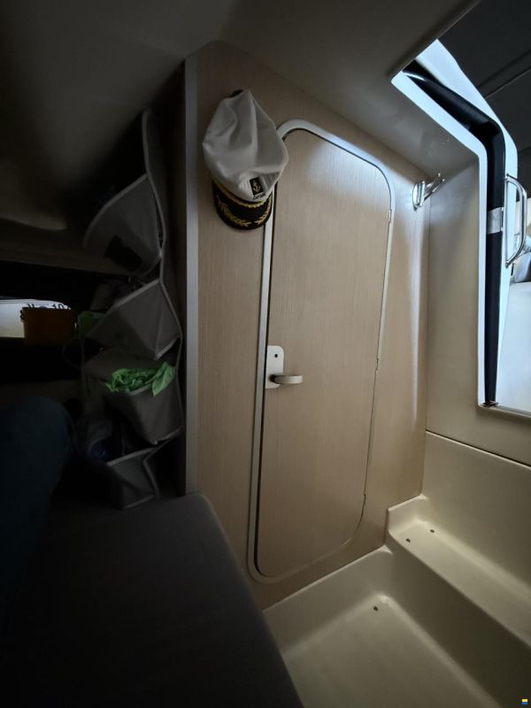 Eolo 830 Day HBS Verado 300