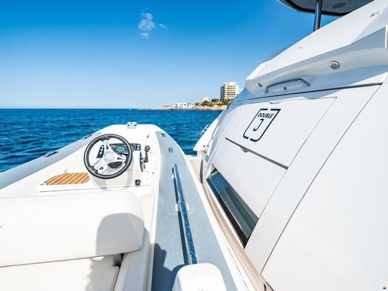 Sunseeker 76 Yacht