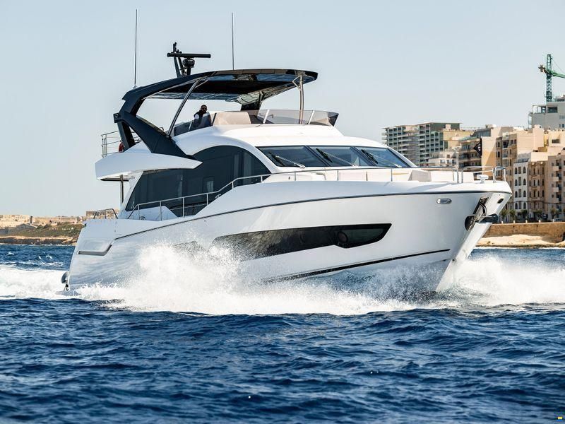 Sunseeker 76 Yacht