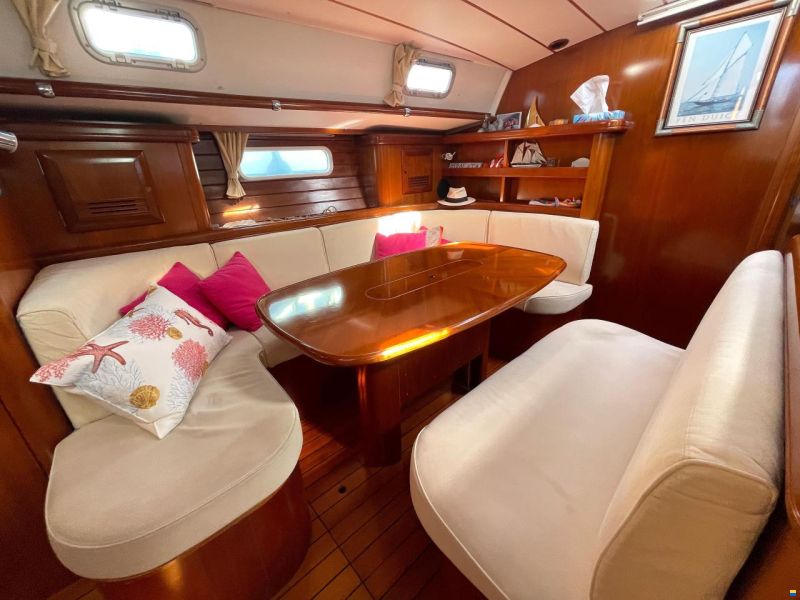 Beneteau 50