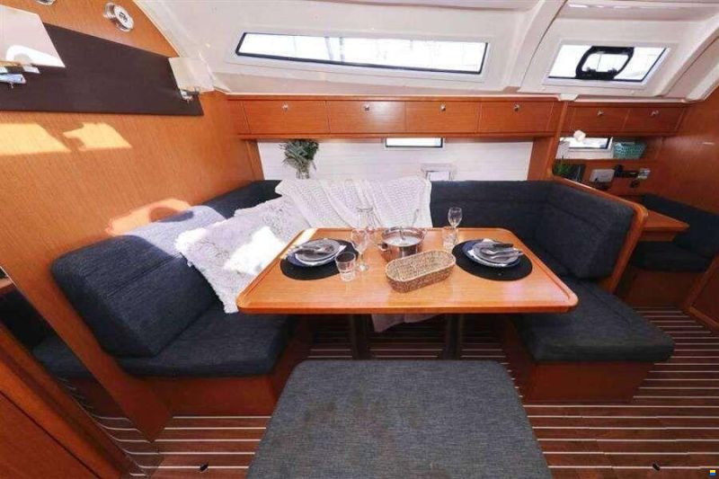 Bavaria CRUISER 41
