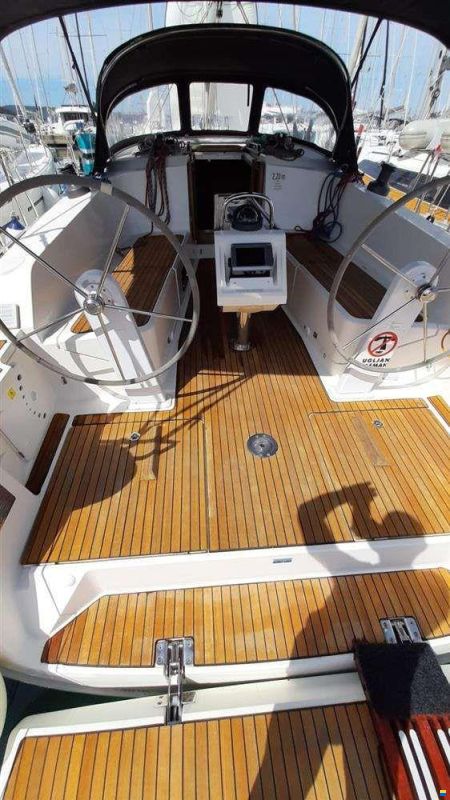 Bavaria CRUISER 41