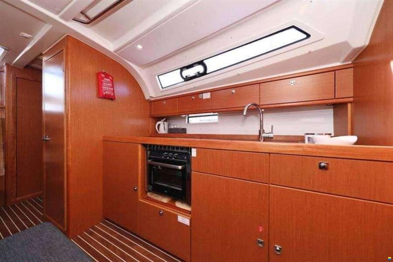 Bavaria CRUISER 41