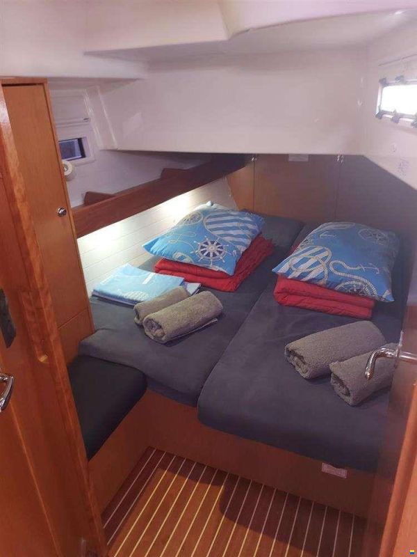 Bavaria CRUISER 45