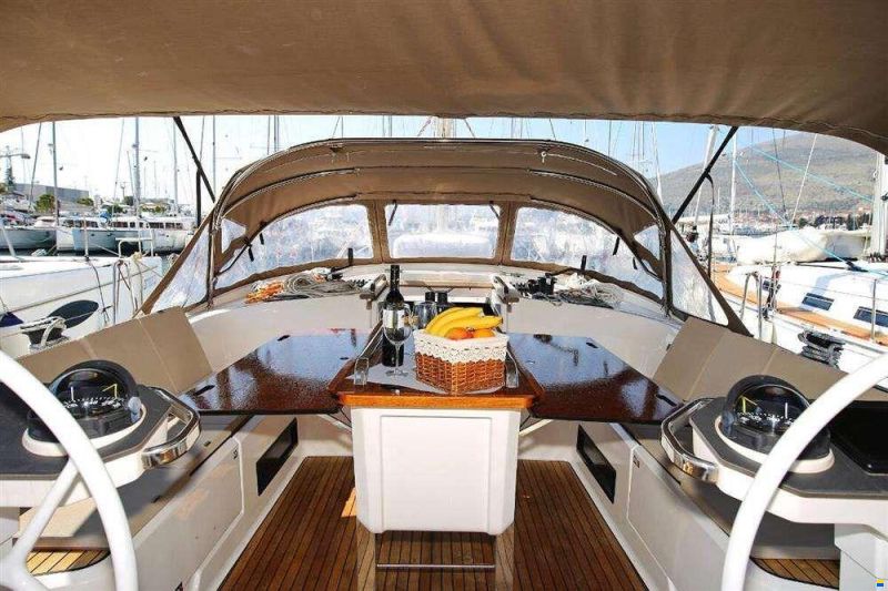 Bavaria 56 CRUISER