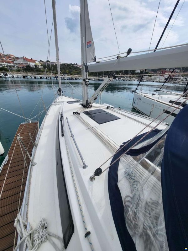 Bavaria CRUISER 34