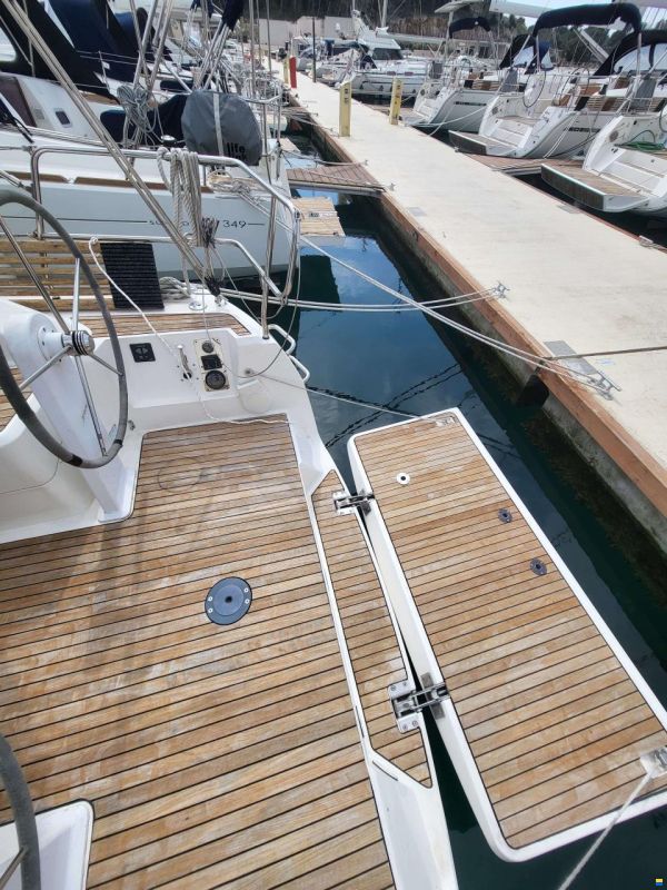 Bavaria CRUISER 34