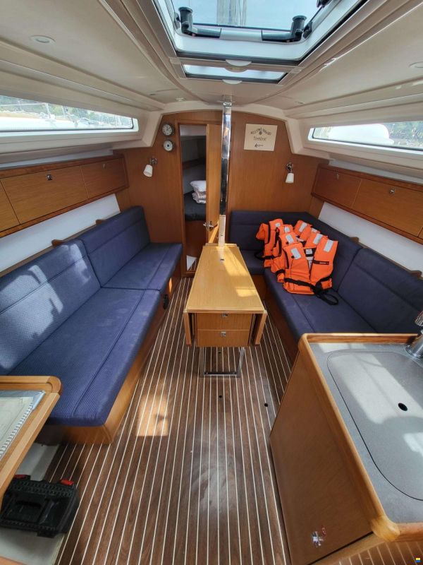 Bavaria CRUISER 34
