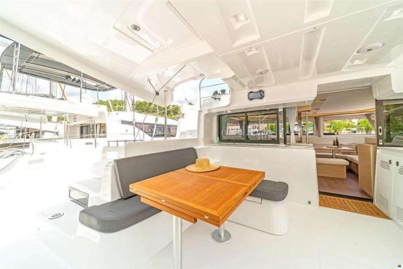 Lagoon 46