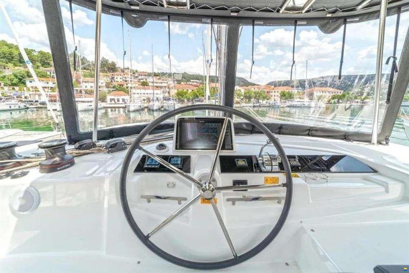 Lagoon 46