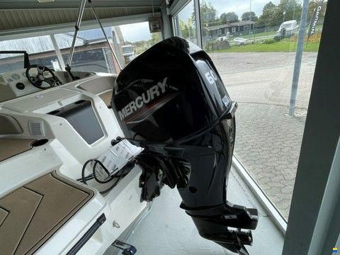 Quicksilver 525 Axess med Mercury F60 EF