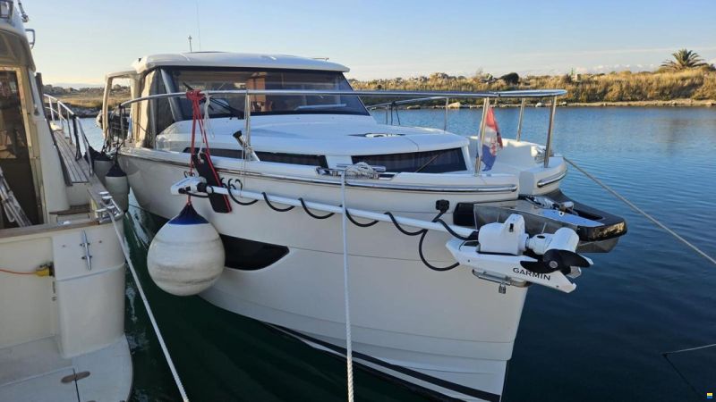 Greenline 39