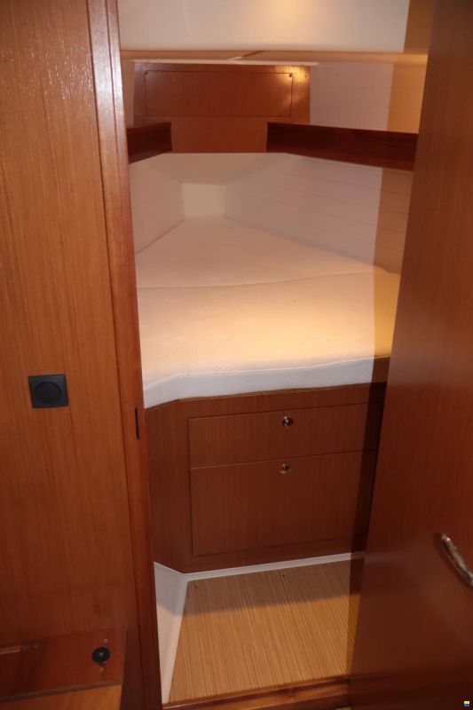 Bavaria Cruiser 32