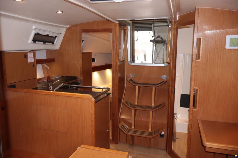 Bavaria Cruiser 32