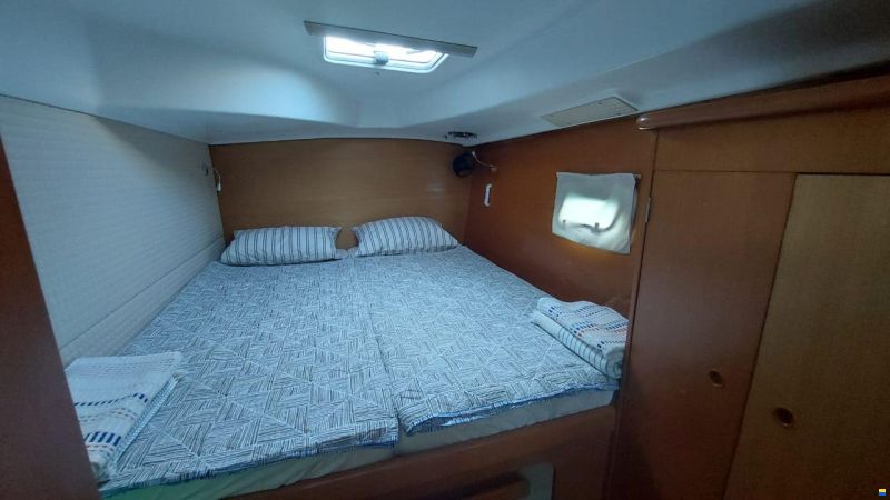 Lagoon 380