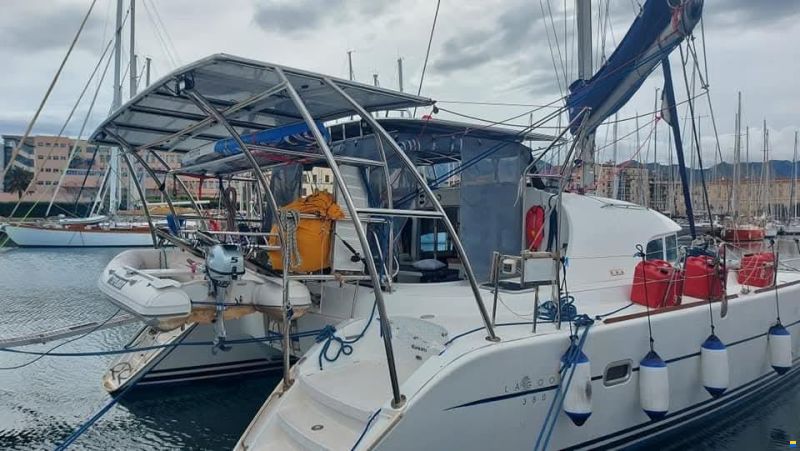 Lagoon 380