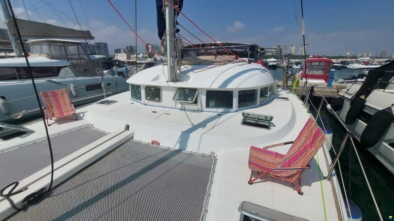 Lagoon 380