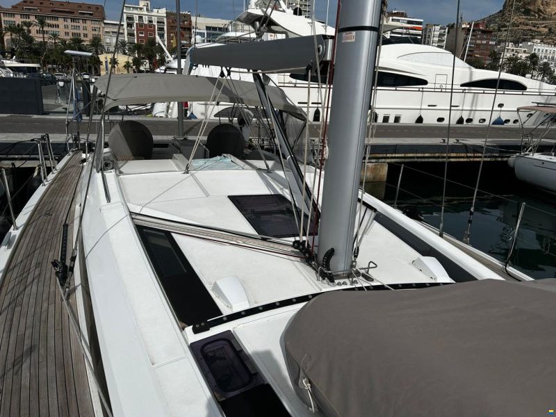 Beneteau Oceanis 51.1
