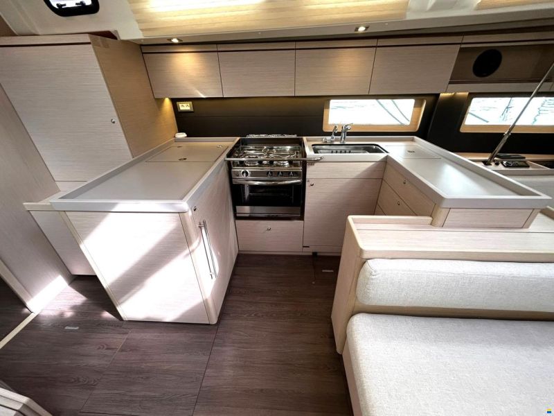 Beneteau Oceanis 51.1