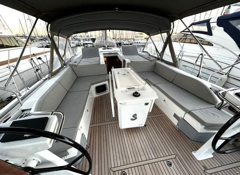 Beneteau Oceanis 51.1