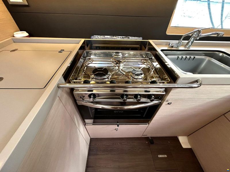 Beneteau Oceanis 51.1